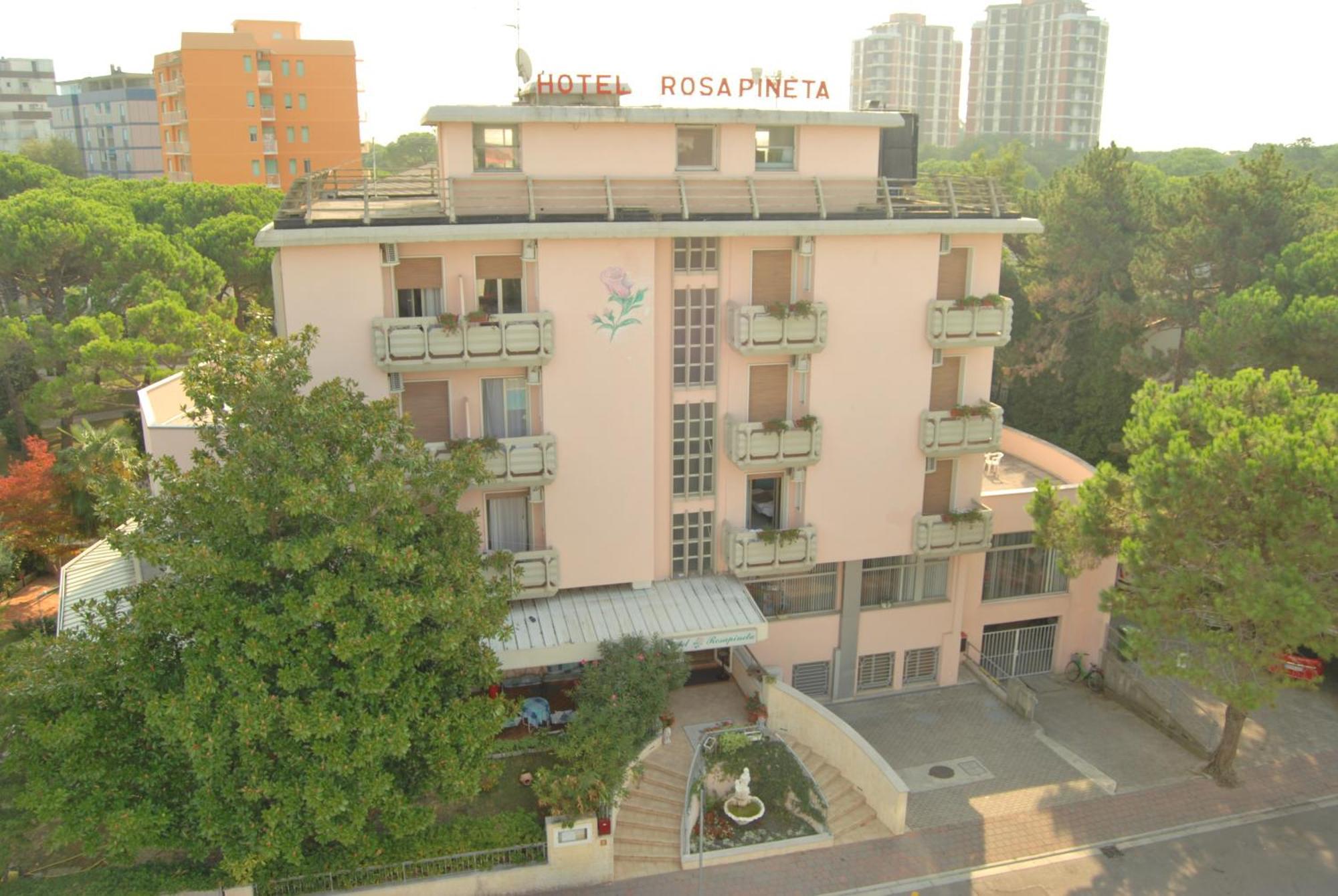 Hotel Rosapineta - Adults Only Lignano Sabbiadoro Dış mekan fotoğraf