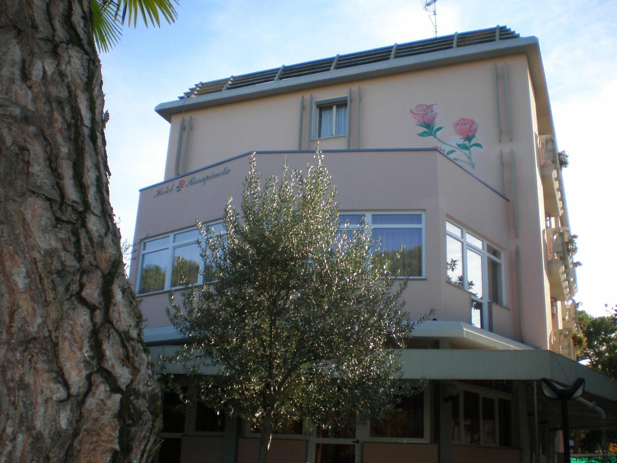 Hotel Rosapineta - Adults Only Lignano Sabbiadoro Dış mekan fotoğraf